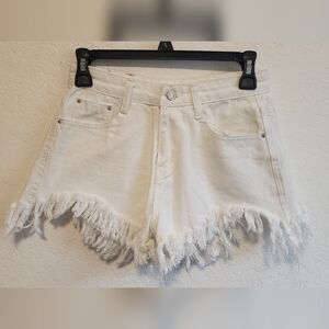 Stylish Frayed Hem Jean Shorts